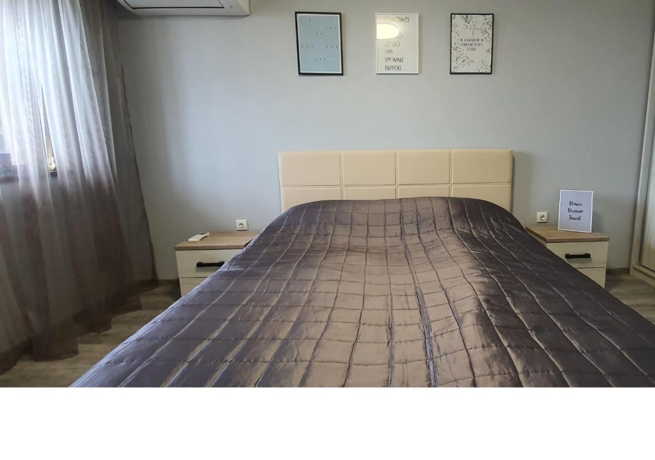 Ferienwohnung K&K Stylish Elegance Burgas City Exterior foto